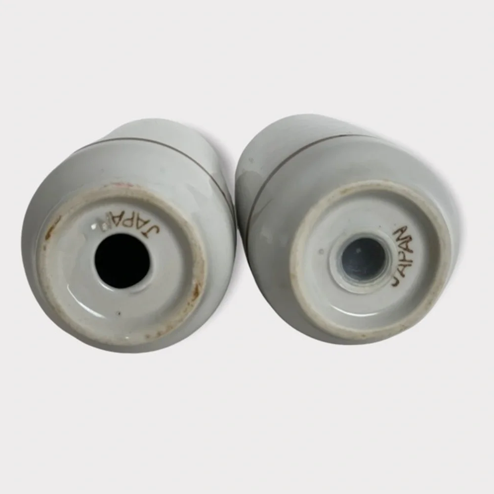 Vintage Porcelain Japanese Salt &‎ Pepper Shakers